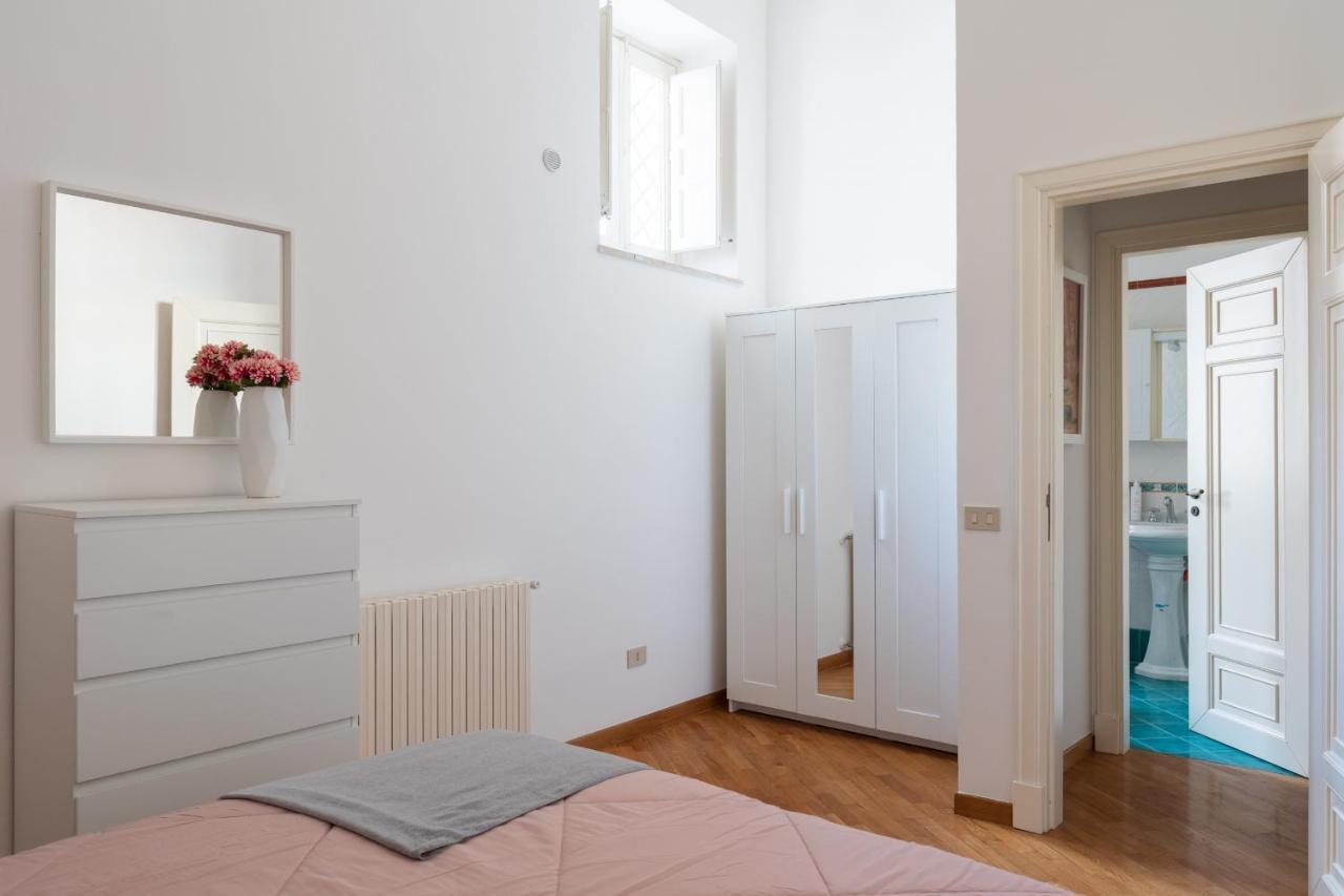 Lungarini Apartment By Wonderful Italy ปาแลร์โม ภายนอก รูปภาพ